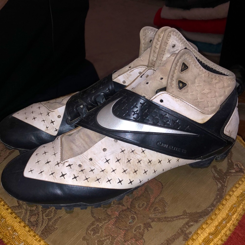 2014 Nike Calvin Johnson Cleats 10.5 white/black